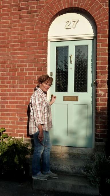 No. 27'S Self-Catering Flat For A Memorable Break. Apartment Bridport Bagian luar foto